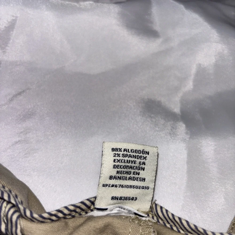 IZOD Men's Casual Stretch Shorts 36 Tan Flat Front Cotton Spandex